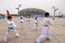 世界杯官网线上平台 乐享五彩人生！彩色沥青跑道点燃你无限想象力！